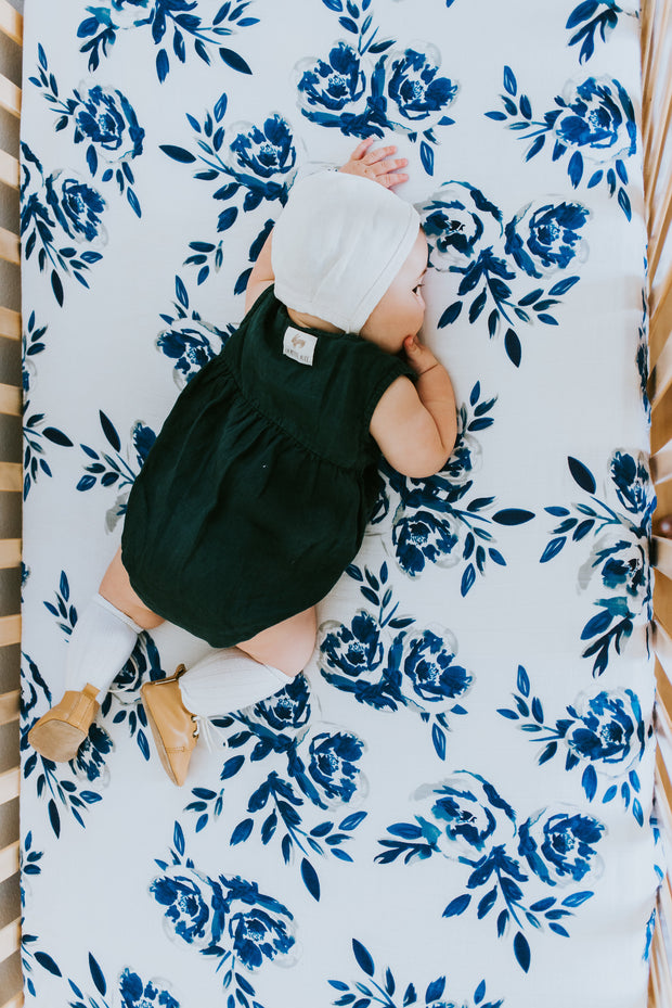 Muslin Cotton Fitted Crib Sheet - Blue Roses